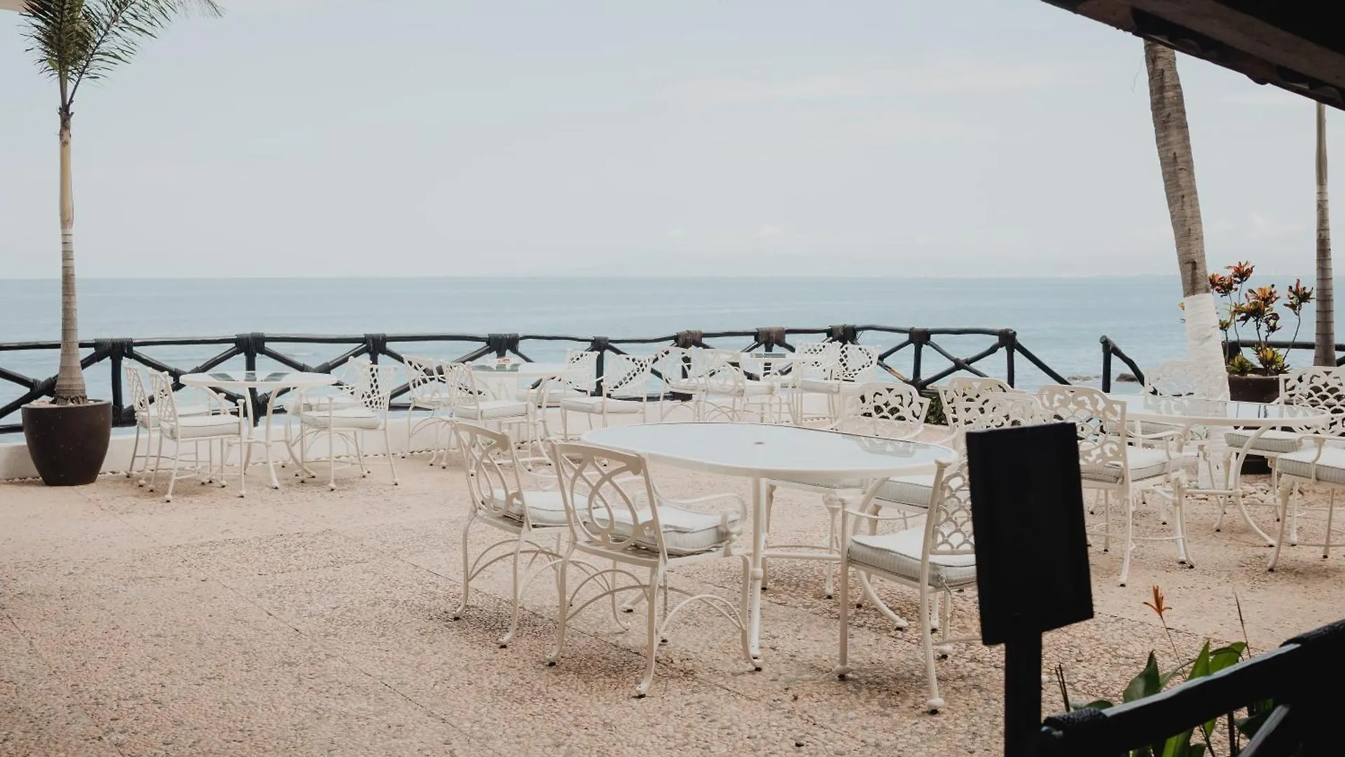 Costa Sur Resort, Classico Collection By Sonesta Puerto Vallarta 3*,