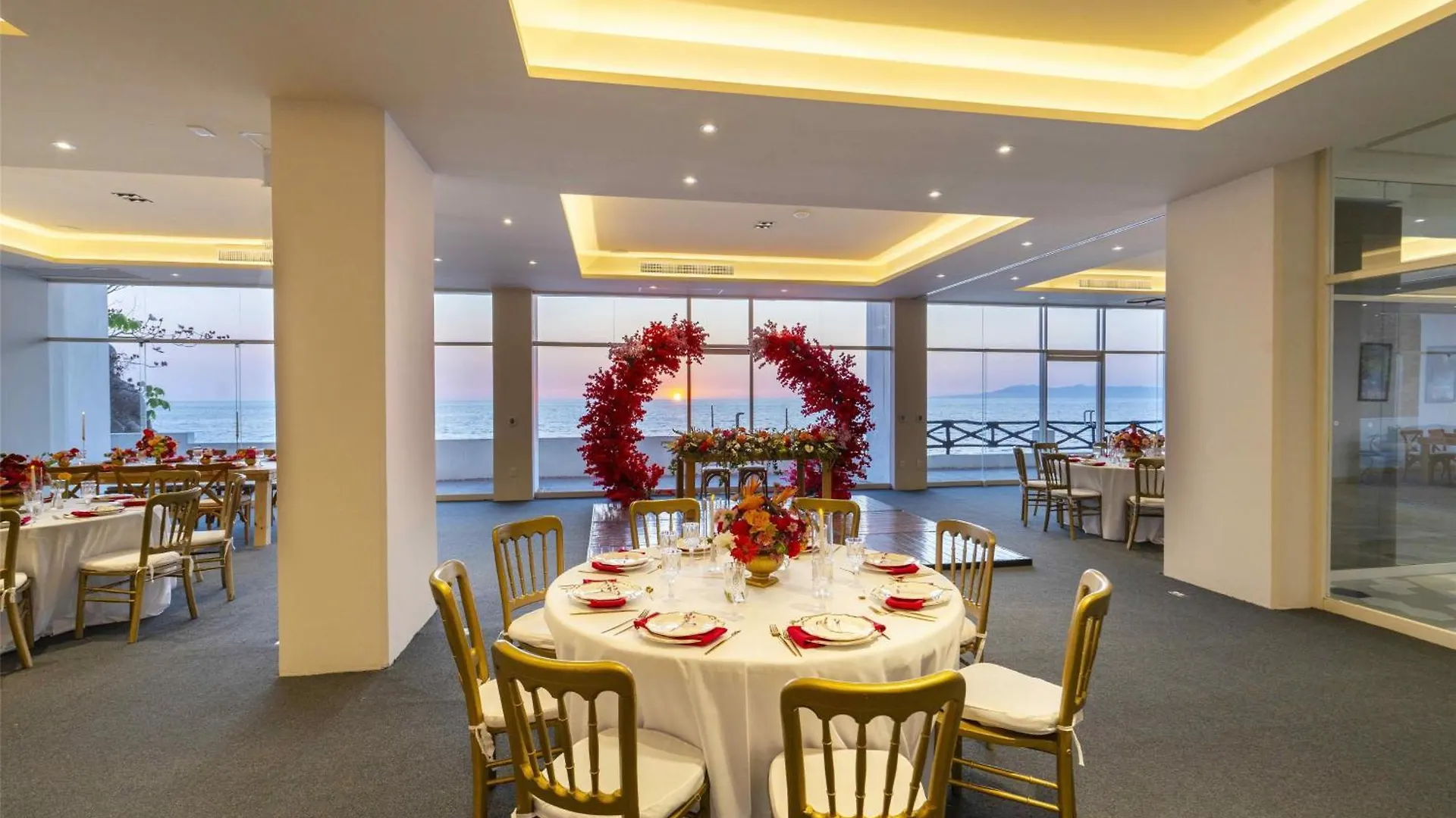Costa Sur Resort, Classico Collection By Sonesta Puerto Vallarta 3*,  Mexico